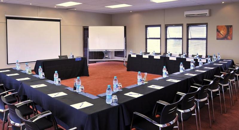 Protea Hotel By Marriott Pretoria Hatfield Zewnętrze zdjęcie